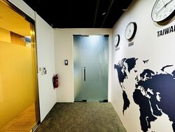 111 Somerset (D9), Office #530703221